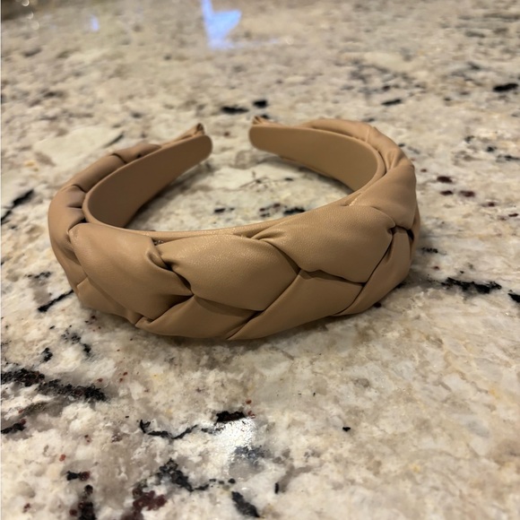 ❤️Braided Tan Headband - Picture 3 of 6